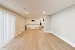 917 Aimtree Pl, Schaumburg, IL 60194 - Photo 12