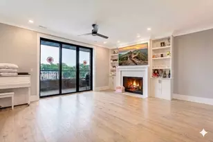 3014 W Montrose Ave, Chicago, IL 60618 - Photo 2