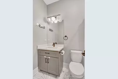 3014 W Montrose Avenue #3W, Chicago, IL 60618 - Photo 8