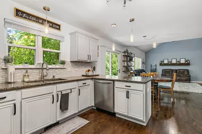 728 Brighton Circle, Port Barrington, IL 60010 - Photo 10