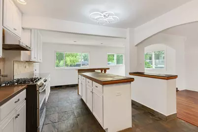 4425 Thornbark Court, Hoffman Estates, IL 60192 - Photo 8