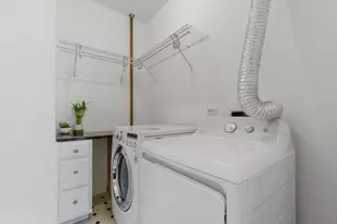 3117A N Orchard St, Chicago, IL 60657 - Photo 16