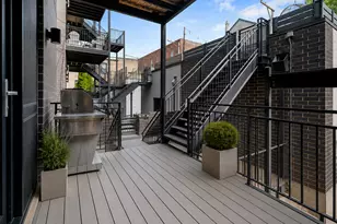 1459 W Superior St, Chicago, IL 60642 - Photo 22