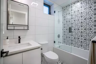 1459 W Superior Street #1E, Chicago, IL 60642 - Photo 20