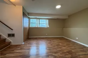 301 Cherrywood Ct, Vernon Hills, IL 60061 - Photo 12