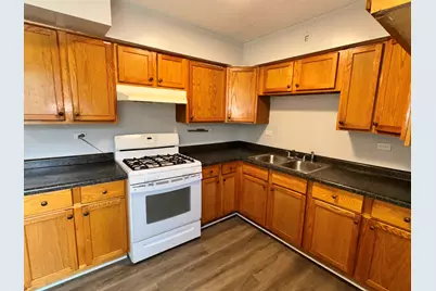 7530 S Saginaw Avenue #2B, Chicago, IL 60649 - Photo 4