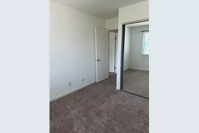 327 Wildberry Court #D2, Schaumburg, IL 60193 - Photo 12