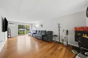 6490 N Northwest Hwy, Chicago, IL 60631 - Photo 10