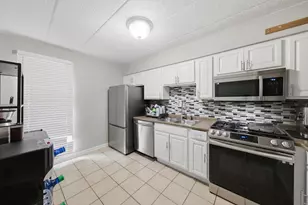6490 N Northwest Hwy, Chicago, IL 60631 - Photo 14