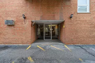 6490 N Northwest Hwy, Chicago, IL 60631 - Photo 36