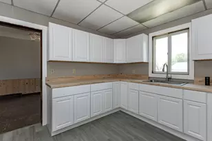 916 7th St, Fulton, IL 61252 - Photo 14