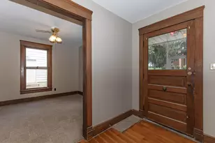 916 7th St, Fulton, IL 61252 - Photo 6