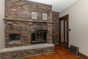 916 7th St, Fulton, IL 61252 - Photo 8