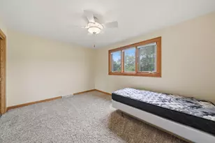 11942 S Lawler Ave, Alsip, IL 60803 - Photo 18