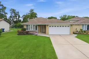 11942 S Lawler Ave, Alsip, IL 60803 - Photo 1