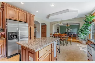 5207 Warren Avenue, Hillside, IL 60162 - Photo 14