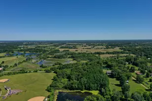 2819 Sweet Clover Way, Wauconda, IL 60084 - Photo 48