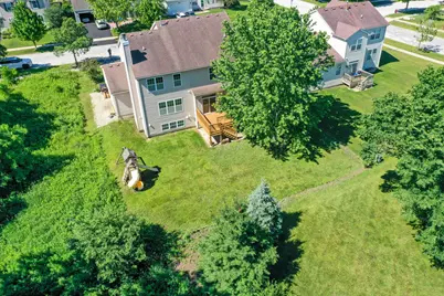 2819 Sweet Clover Way, Wauconda, IL 60084 - Photo 52