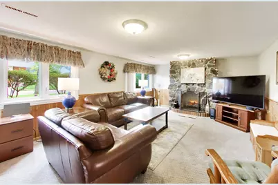 8938 S 81st Avenue, Hickory Hills, IL 60457 - Photo 22