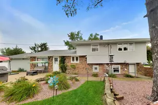 8938 S 81st Ave, Hickory Hills, IL 60457 - Photo 26