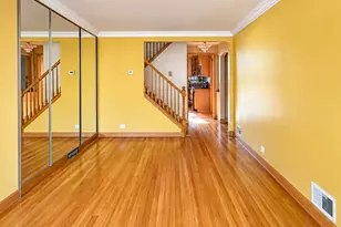 8030 S Whipple St, Chicago, IL 60652 - Photo 4