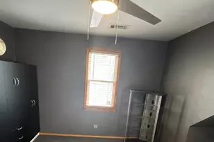 8030 S Whipple St, Chicago, IL 60652 - Photo 18