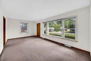 308 Maple St, Glen Ellyn, IL 60137 - Photo 4