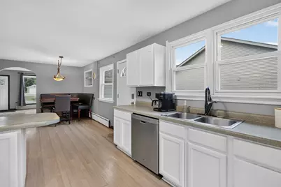 7107 N Oak Street, Wonder Lake, IL 60097 - Photo 12
