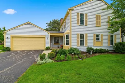 1 The Court Of Harbinger Falls, Northbrook, IL 60062 - Photo 2