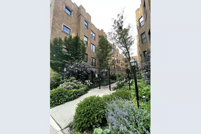 1210 W Jarvis Avenue #3S, Chicago, IL 60626 - Photo 1