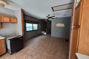 74 Cathryn St, Fox Lake, IL 60020 - Photo 10