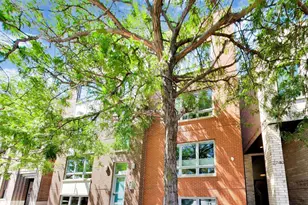 2736 N Ashland Ave, Chicago, IL 60614 - Photo 1
