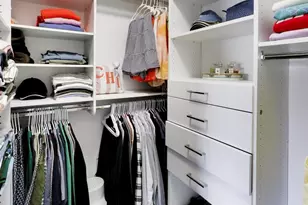 2736 N Ashland Ave, Chicago, IL 60614 - Photo 16