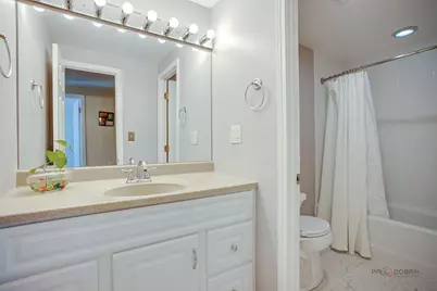 521 Arborgate Lane, Buffalo Grove, IL 60089 - Photo 26