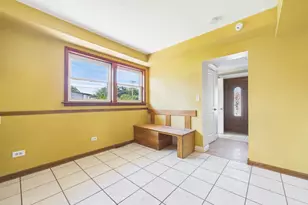 2716 N 75th Ct, Elmwood Park, IL 60707 - Photo 14