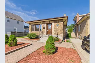 2716 N 75th Court, Elmwood Park, IL 60707 - Photo 2