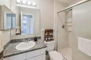 7323 Grandview Ct, Carpentersville, IL 60110 - Photo 18