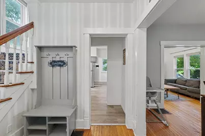 511 W Columbia Avenue, Champaign, IL 61820 - Photo 4