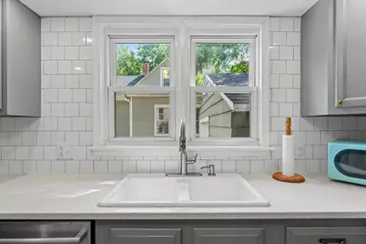 511 W Columbia Avenue, Champaign, IL 61820 - Photo 12