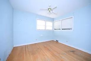 8425 Christiana Ave, Skokie, IL 60076 - Photo 6