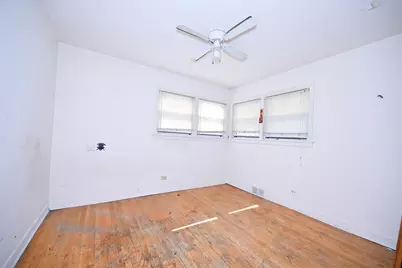 8425 Christiana Avenue, Skokie, IL 60076 - Photo 12