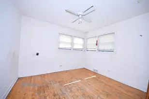 8425 Christiana Ave, Skokie, IL 60076 - Photo 12