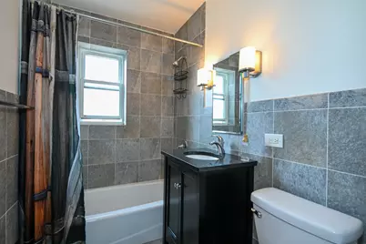 8425 Christiana Avenue, Skokie, IL 60076 - Photo 10