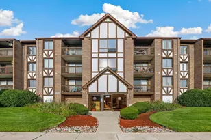 10320 Central Ave, Oak Lawn, IL 60453 - Photo 1