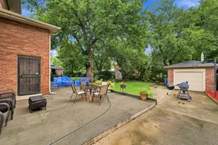 7021 S Cregier Ave, Chicago, IL 60649 - Photo 20