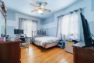 7021 S Cregier Ave, Chicago, IL 60649 - Photo 12