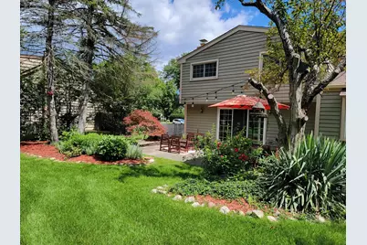 1039 Garfield Avenue, Libertyville, IL 60048 - Photo 32