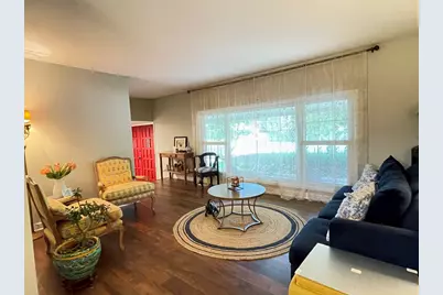 1039 Garfield Avenue, Libertyville, IL 60048 - Photo 8