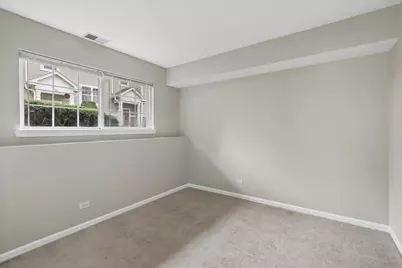 271 Holiday Lane, Hainesville, IL 60073 - Photo 16
