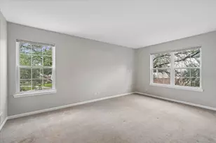271 Holiday Ln, Hainesville, IL 60073 - Photo 12
